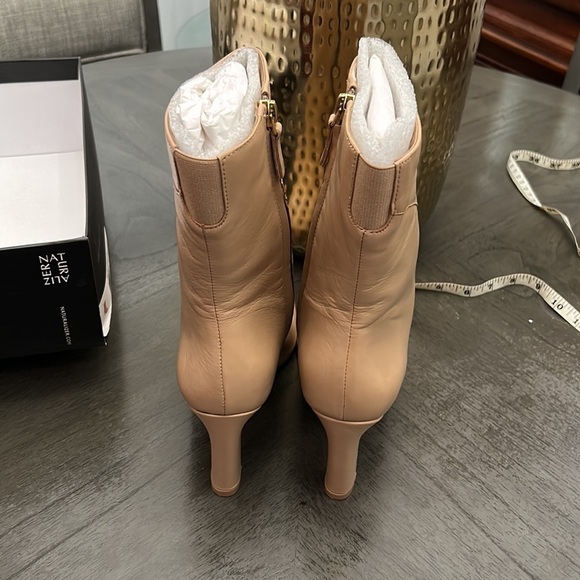 Naturalizer Creme Brulee Harlene Leather Boot - Women - Picture 5 of 11